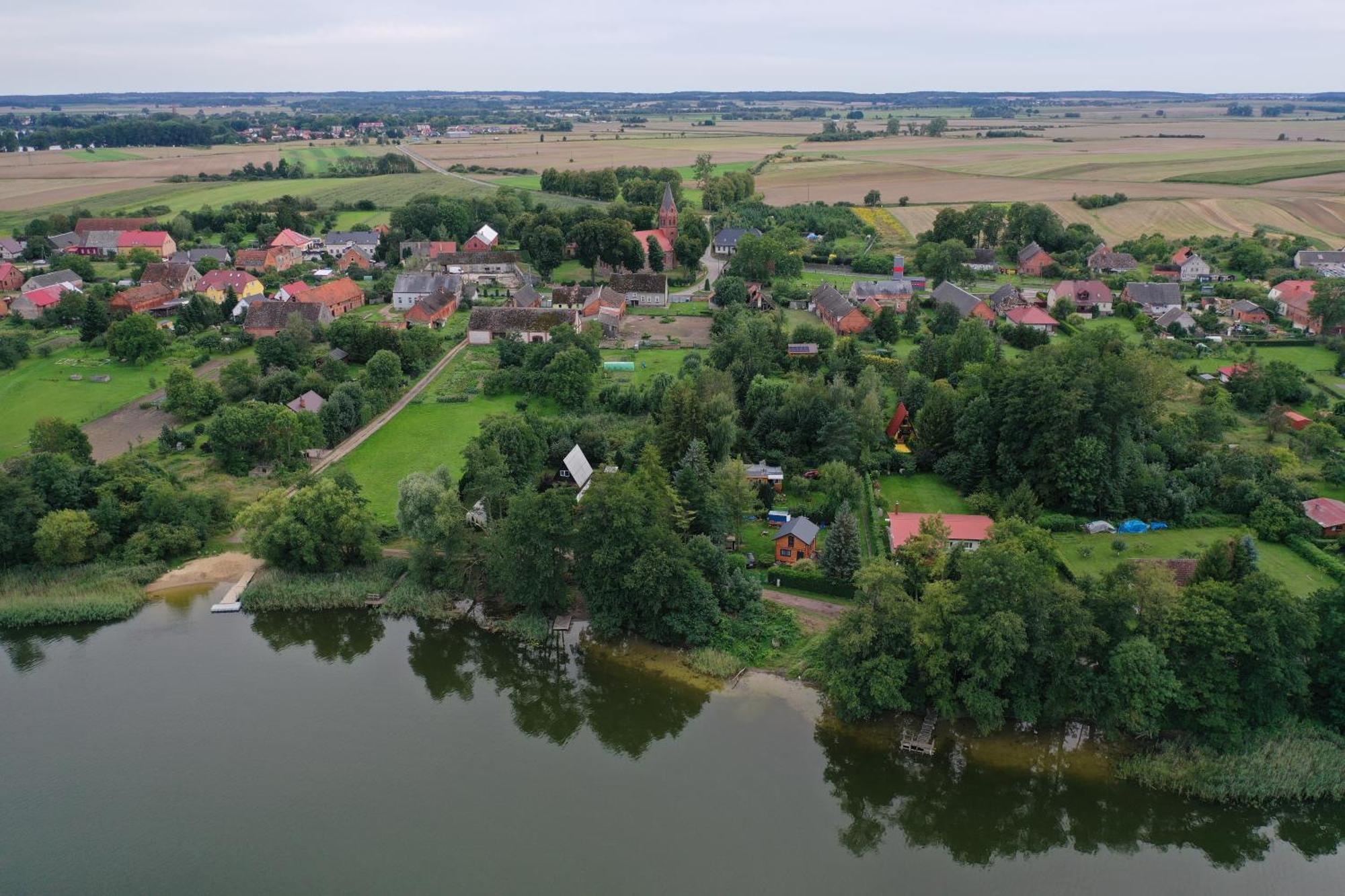 Domek Letniskowy Drewniany Nad Jeziorem Strzeszowskim Nowy Extérieur photo